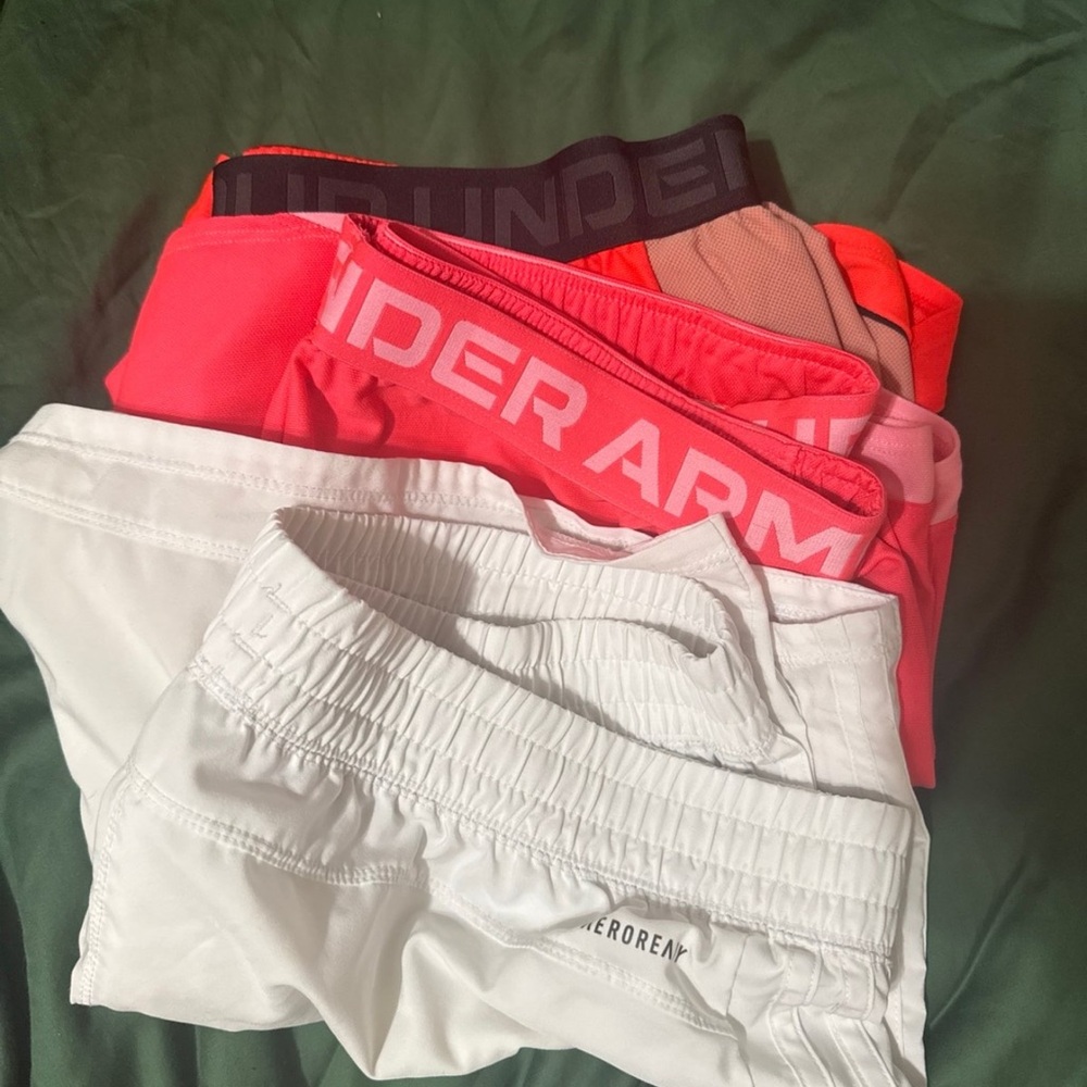 Athletic shorts